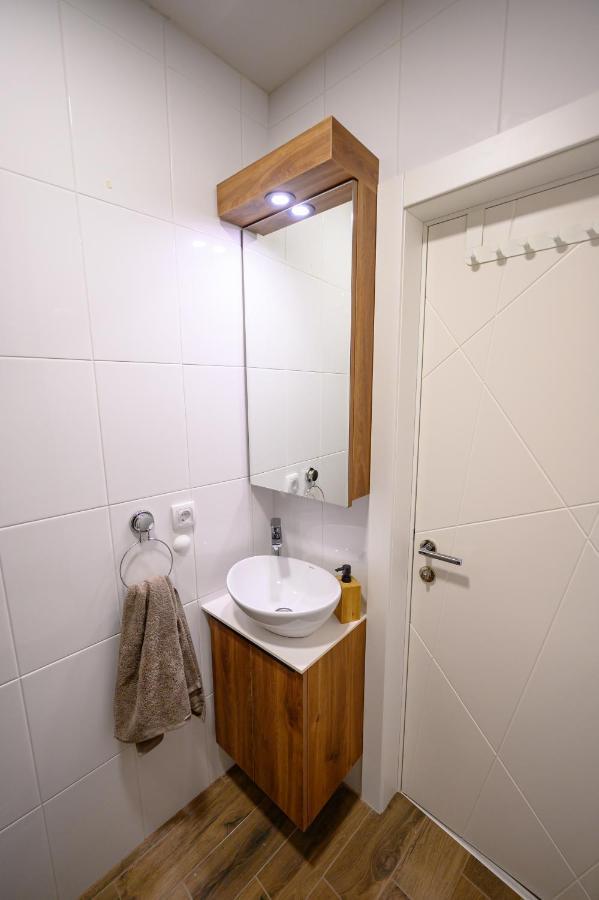 Sleepover - Galleria Novi Sad Exterior foto